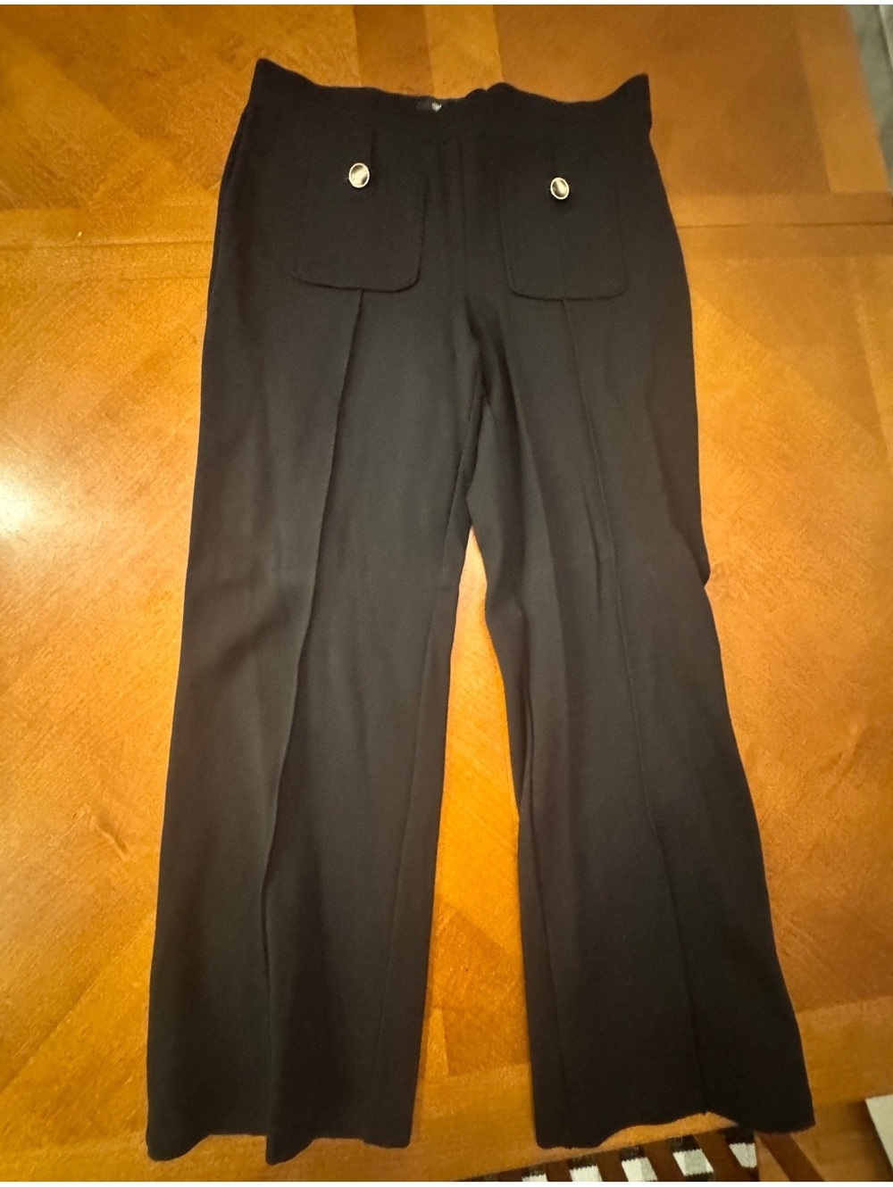 Chloe + Jasmine Black Flared Dress Pants with Front Pockets Large J2-02